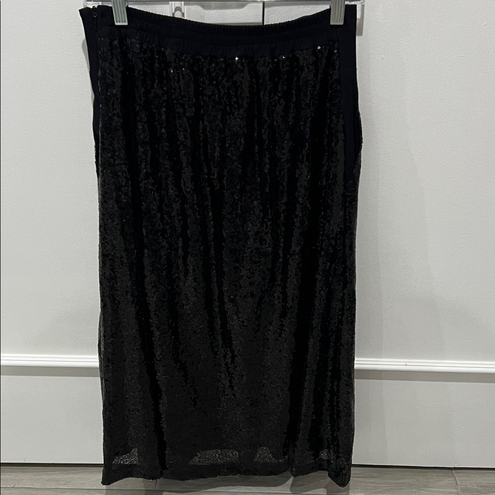 Elegant Black Women's Skirt - Picture 5 of 9